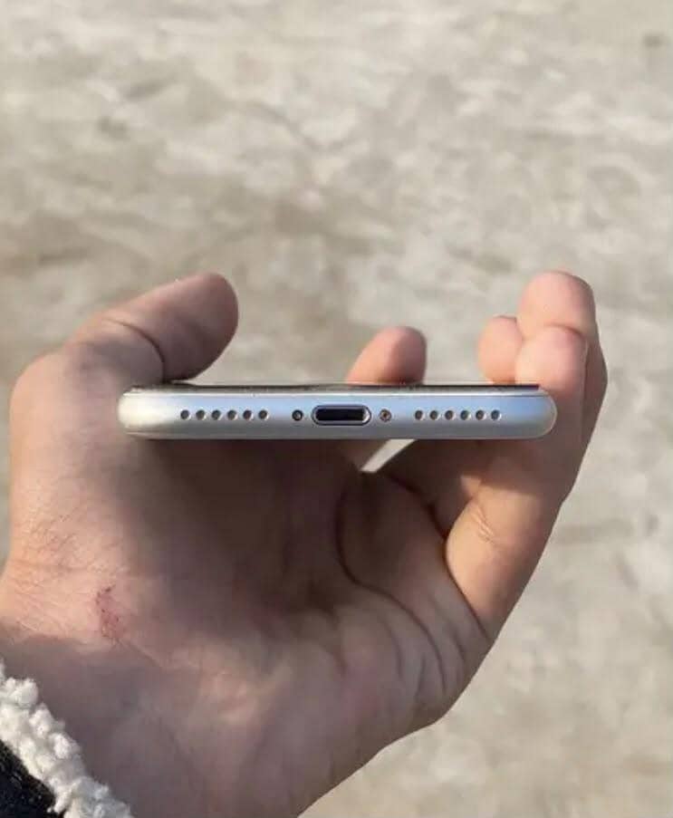 Apple iPhone 8 2