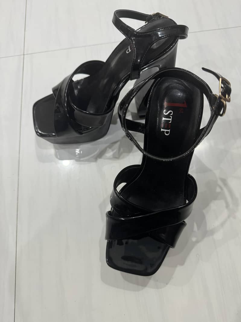 Black Platform Block Heels 3