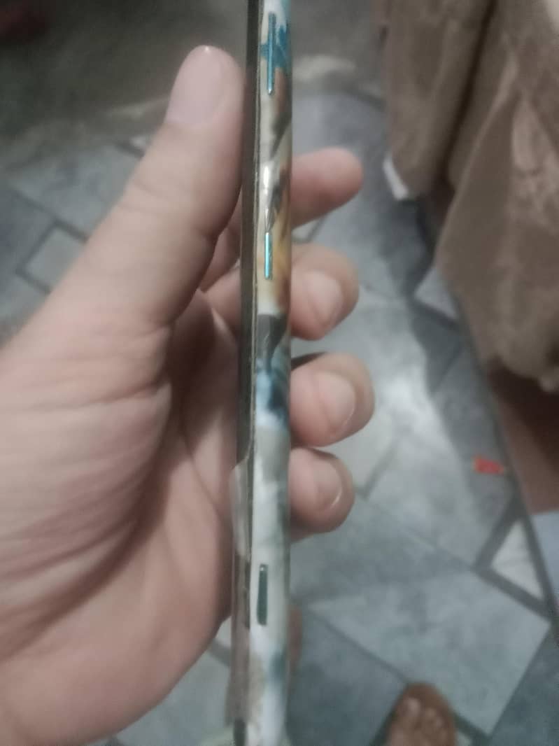 Sony XZ3  03029772375 4