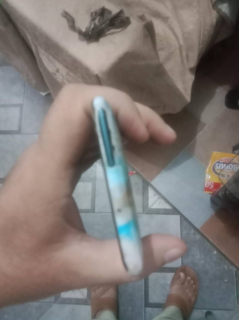 Sony XZ3  03029772375 5
