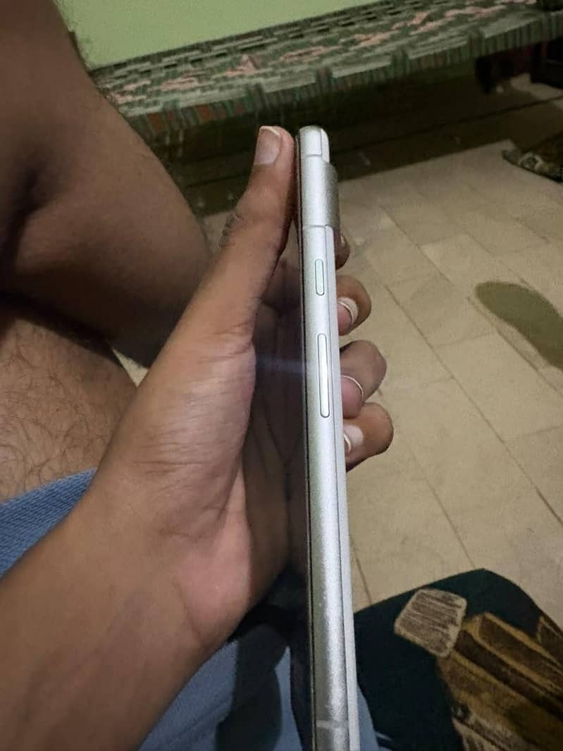 Google Pixel 7 5