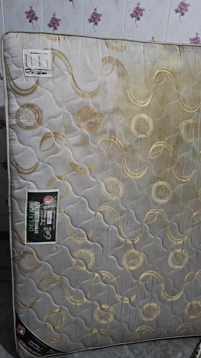 deluxe spring mattress