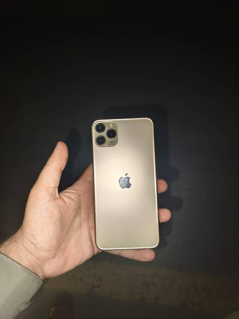Apple iPhone 11 Pro Max 0