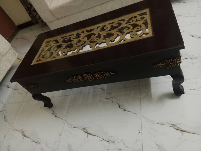 centre table 4