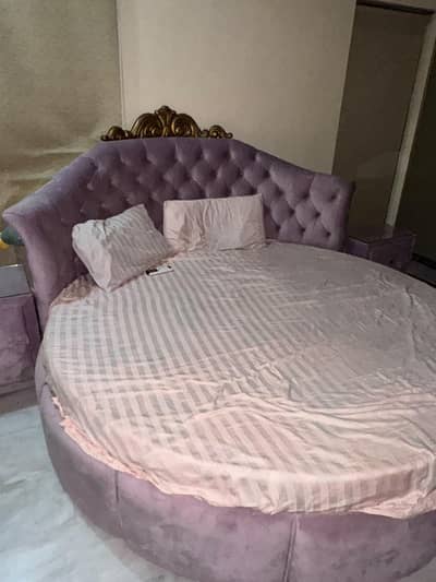 Queen Bed Set Like Brand New