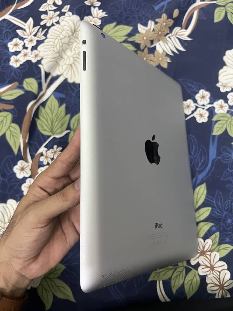 Apple iPad 3rd Generation 2