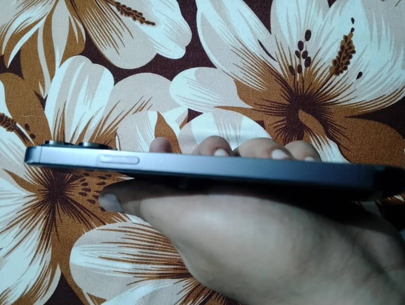 Apple iPhone 14 Pro Max 3
