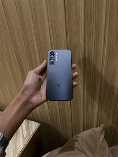 Itel city 200 new model 4+4/128gb with box charger 10 by 10 condition
