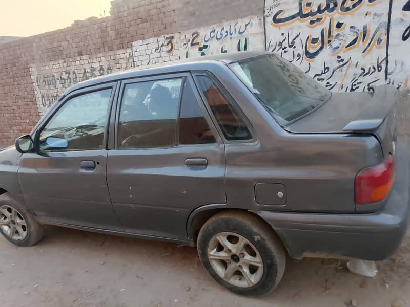 KIA Classic 2000 4