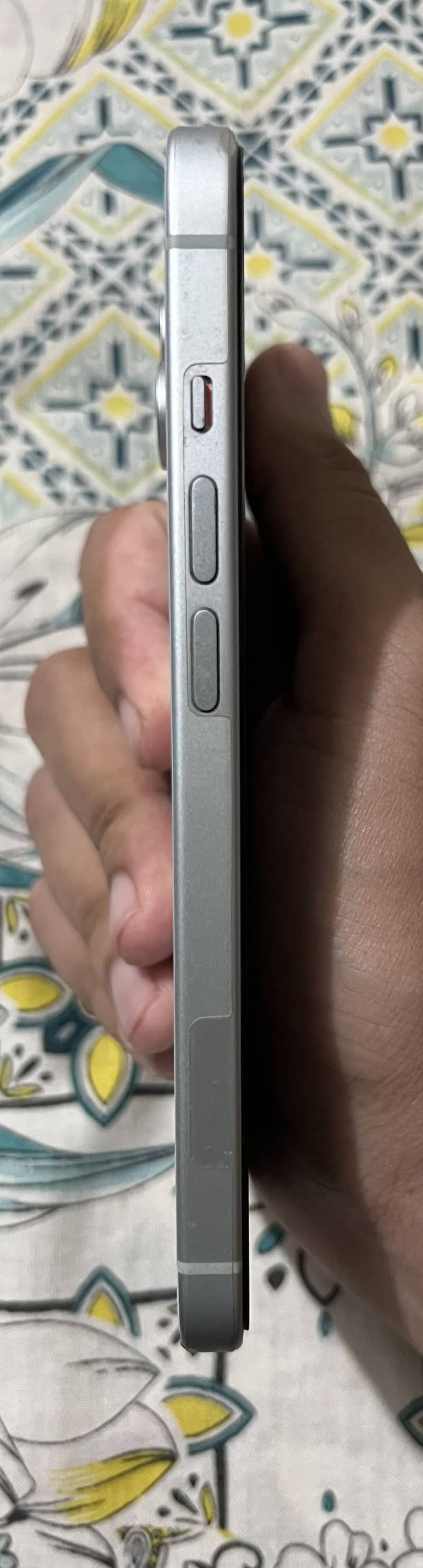 Apple iPhone 15 3