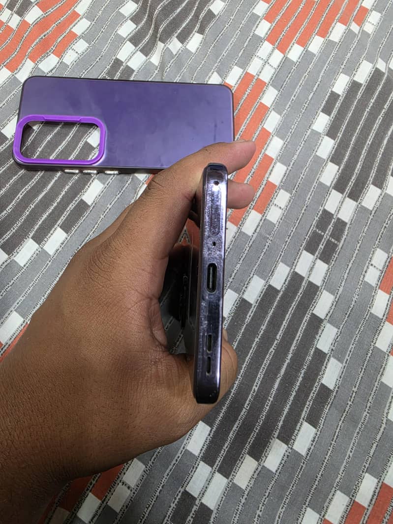 OPPO Reno12 5