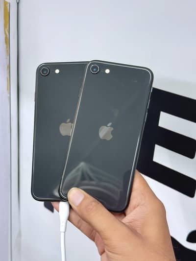 Apple iPhone SE