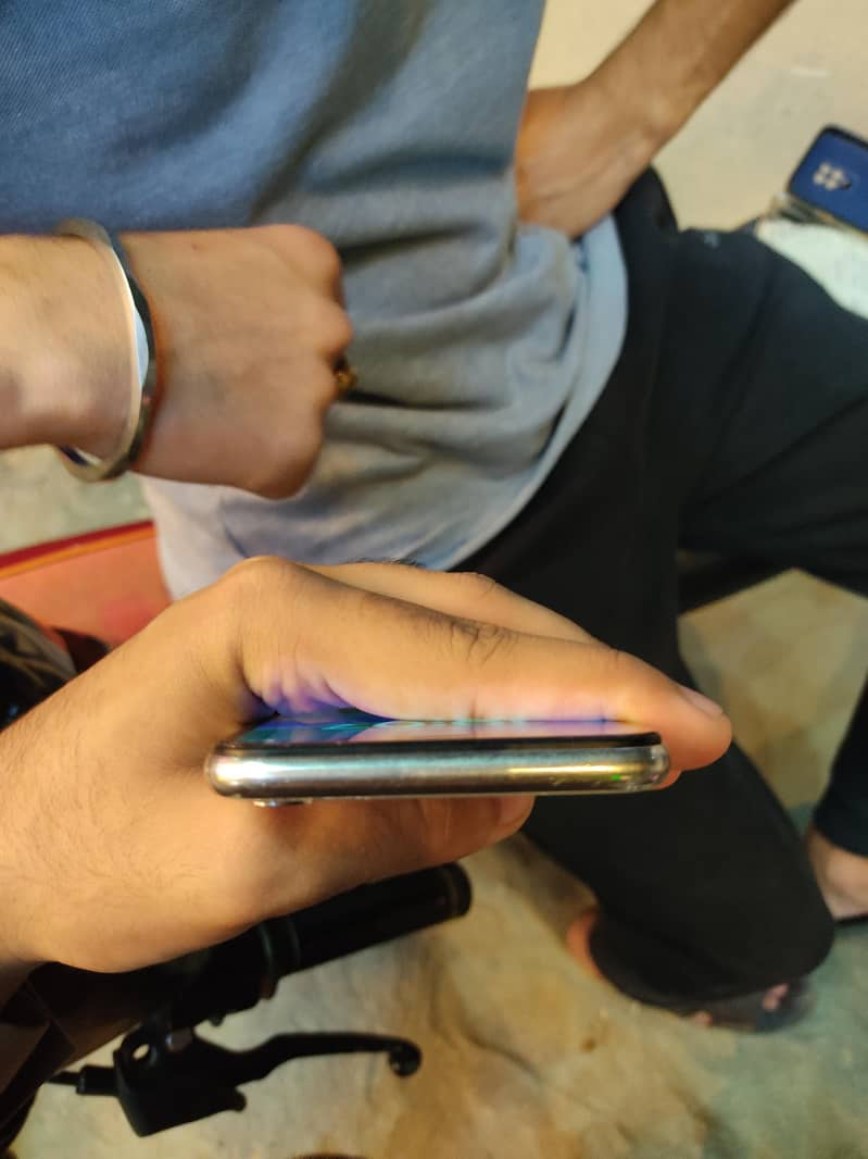 Apple iPhone X 2