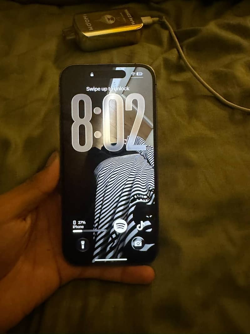 Apple iPhone 14 Pro 1