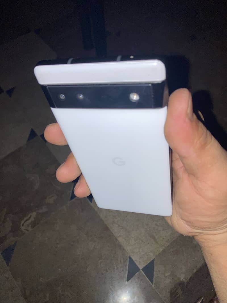 Google Pixel 6a 4
