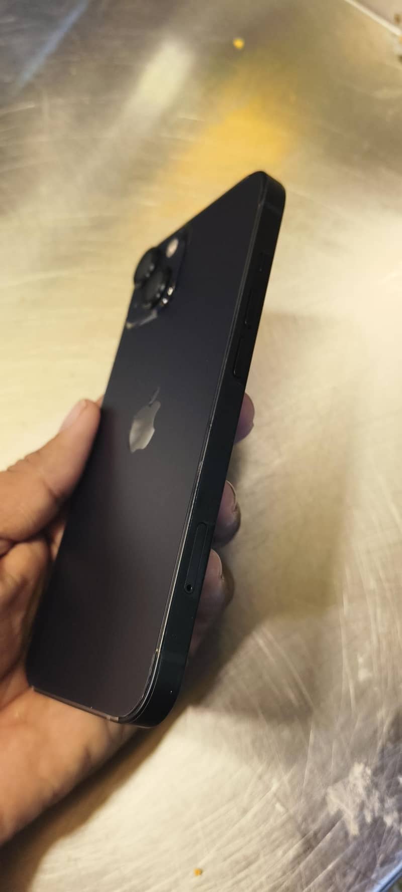 Apple iPhone 14 2