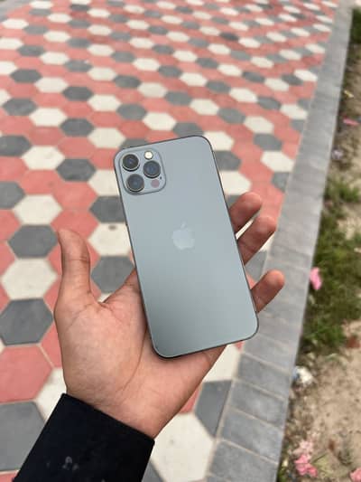 Apple iPhone 12 Pro