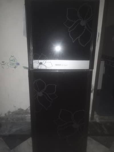 orient fridge in good condition