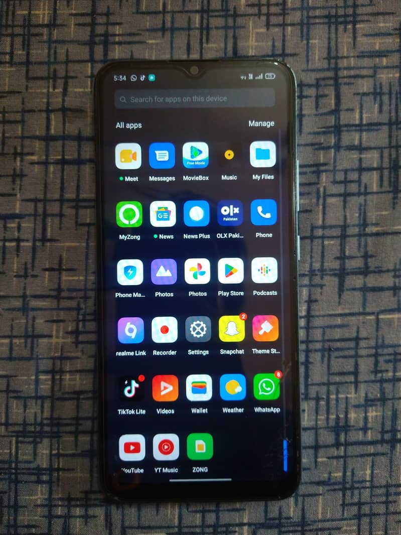 Realme C21 0
