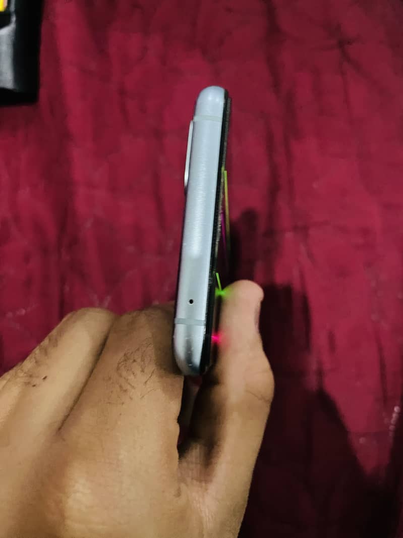 One plus 9r 3