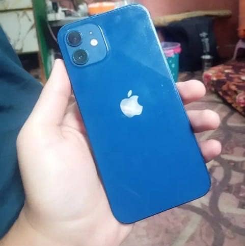 Apple iPhone 12 2