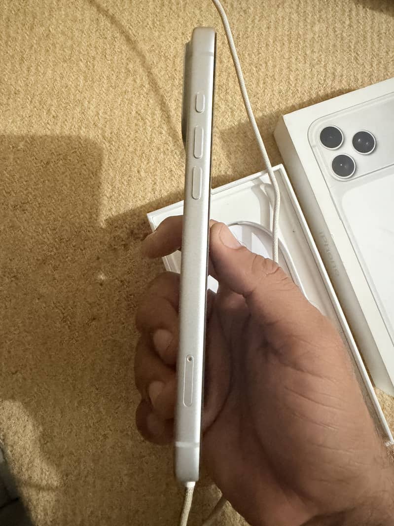 Apple iPhone 17 Pro Max 1