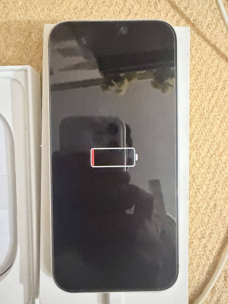 Apple iPhone 17 Pro Max 2