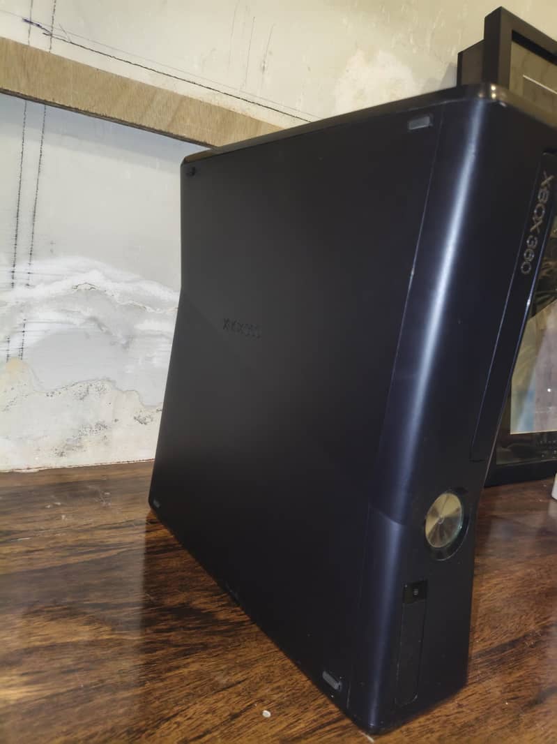 Xbox 360s 1