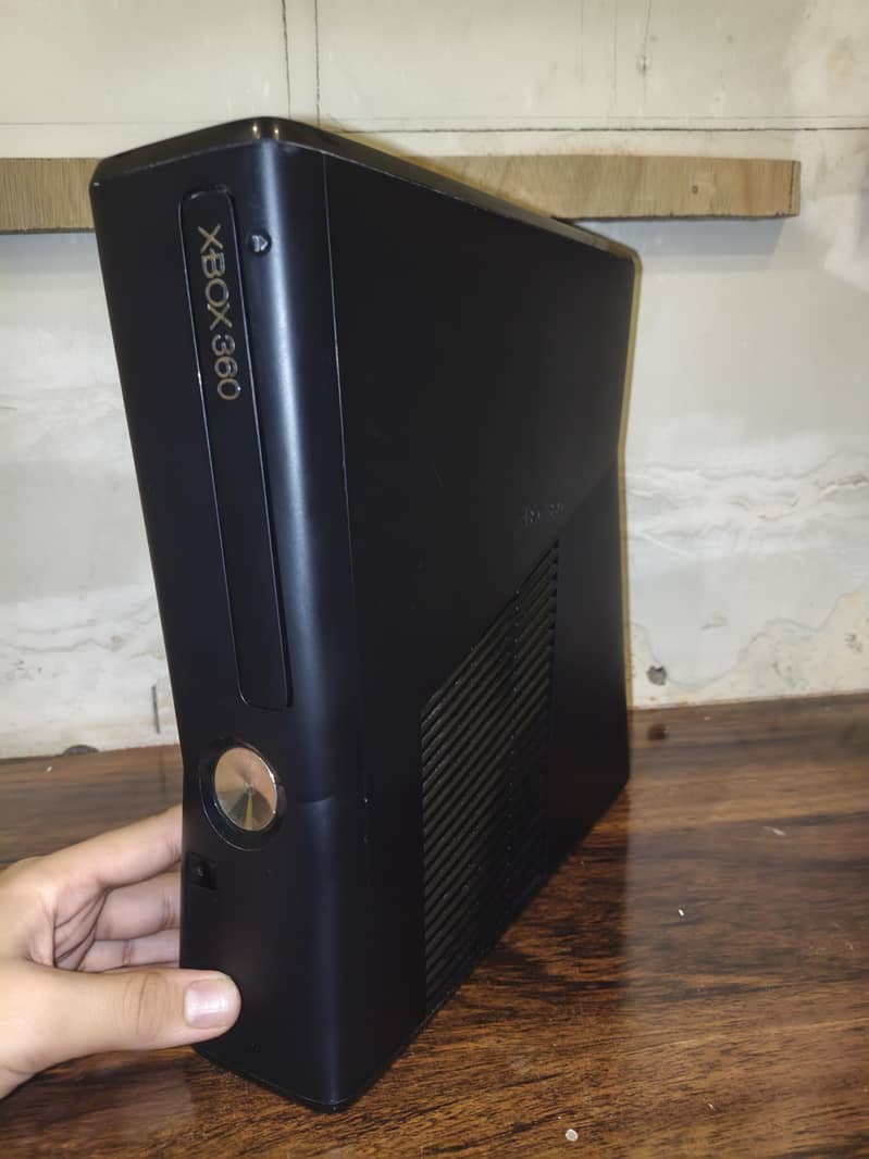Xbox 360s 2