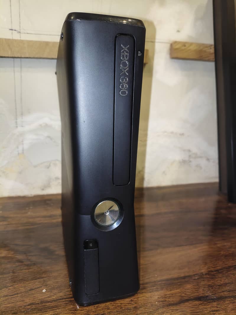 Xbox 360s 3