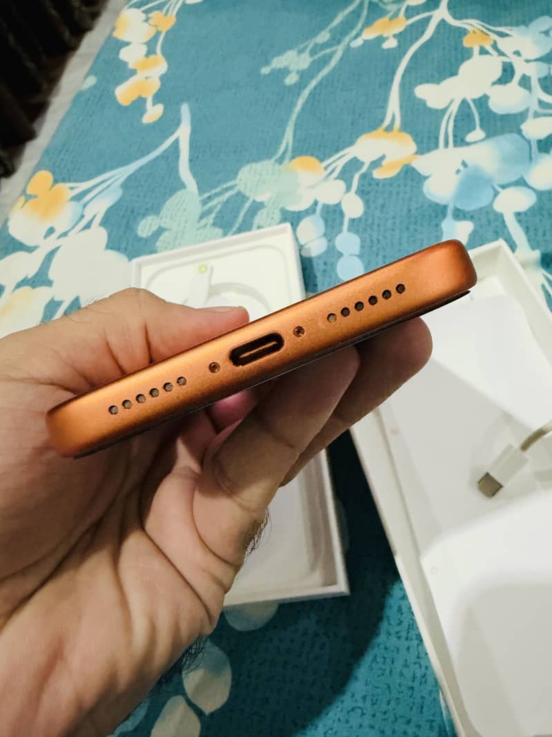 Apple iPhone 17 Pro Max 6