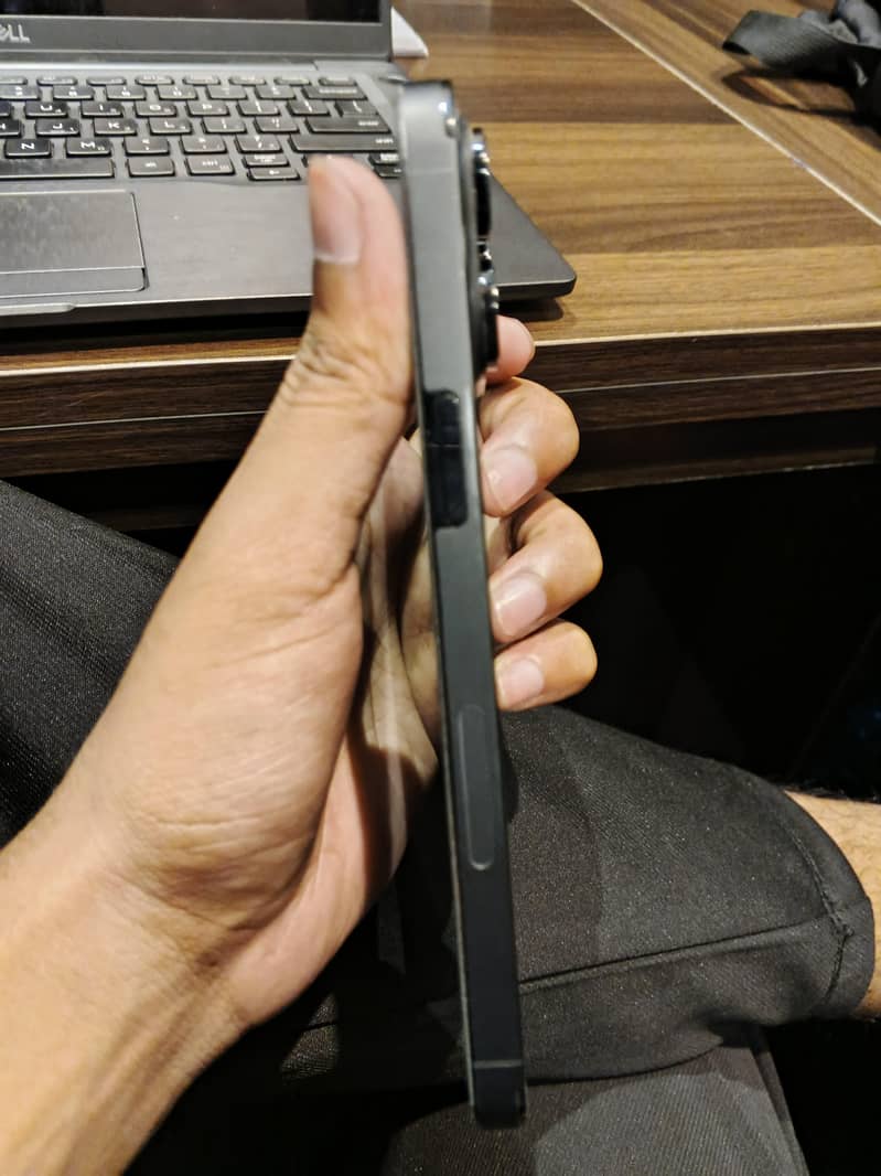 Apple iPhone 14 Pro Max 4