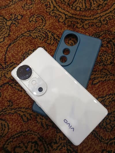 Vivo V40
