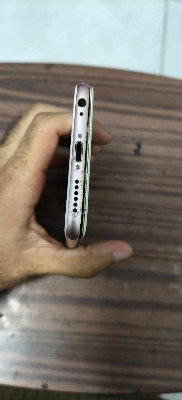 Apple iPhone 6S 2