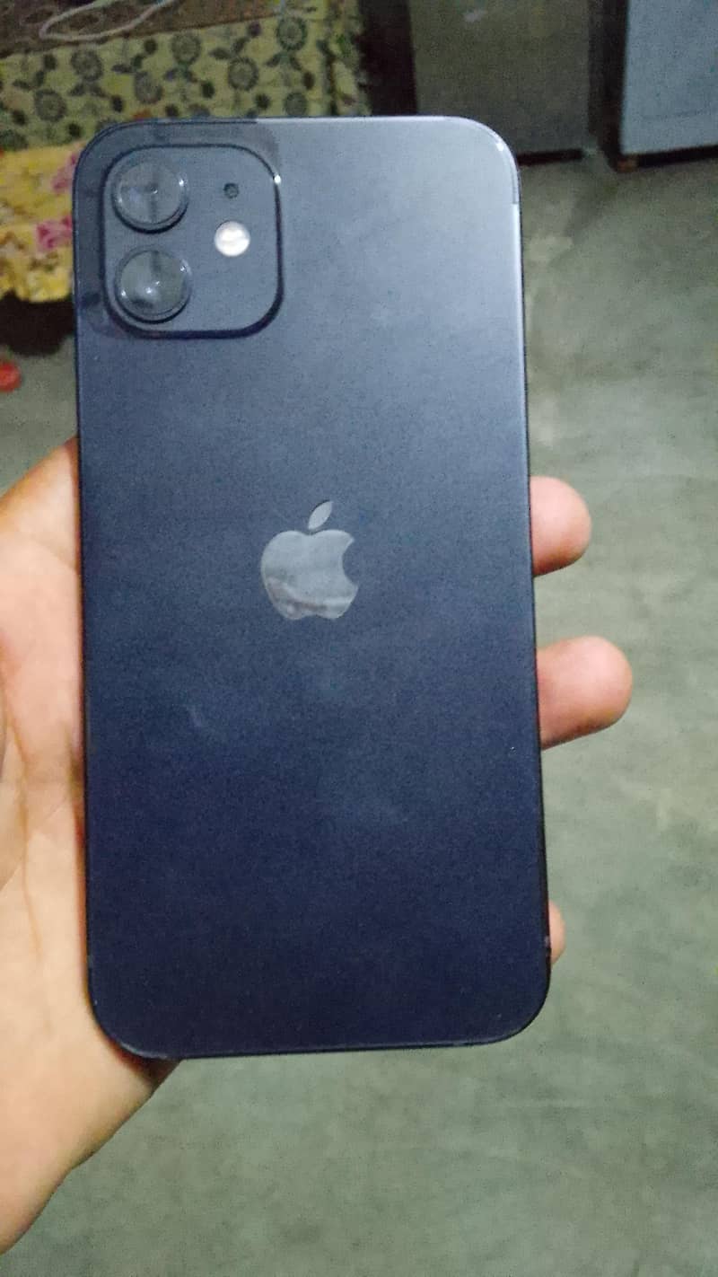 Apple iPhone 12 3