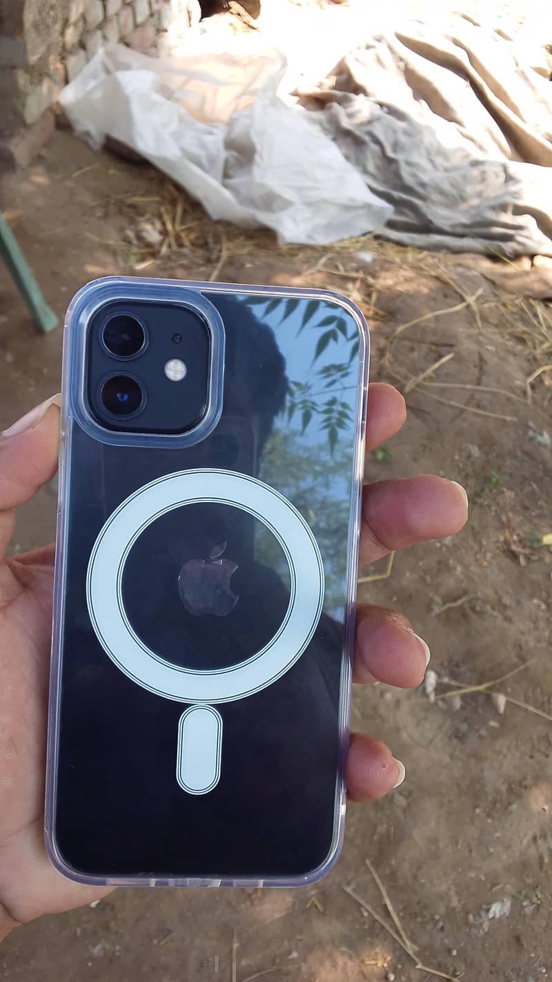 Apple iPhone 12 5