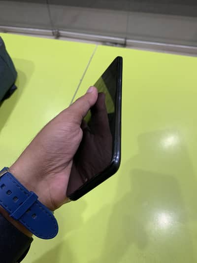 Infinix Hot 11 Play