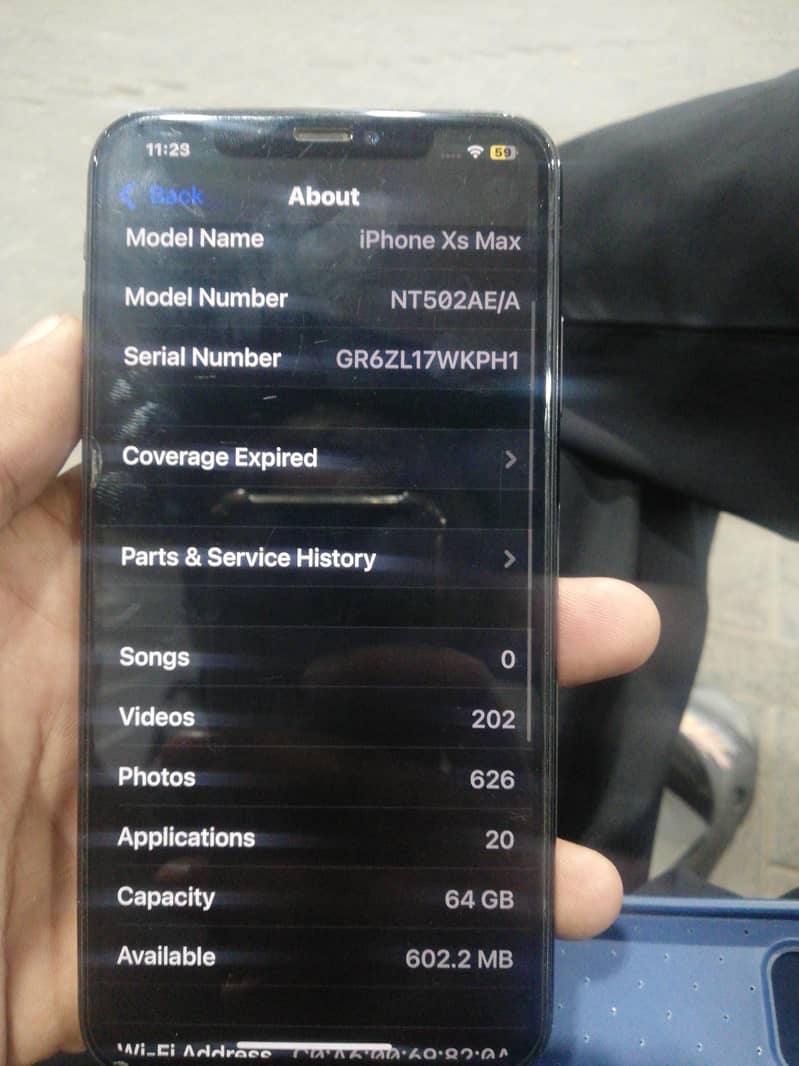Apple iPhone XS Max 1