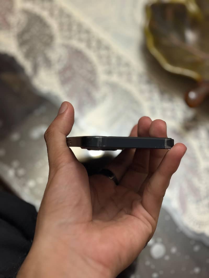 Apple iPhone 13 sim working 1