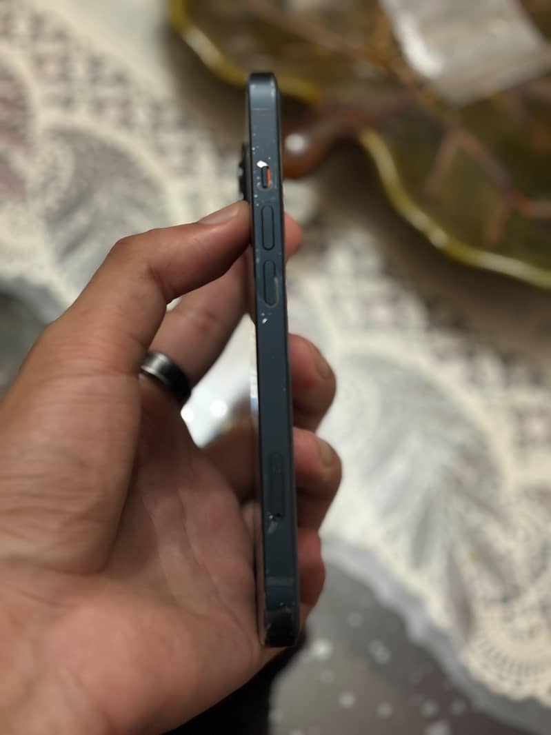 Apple iPhone 13 sim working 3