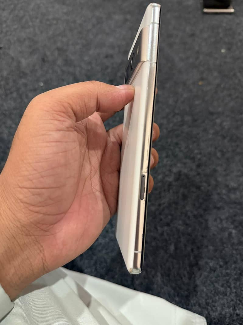 Google Pixel 7 Pro 2