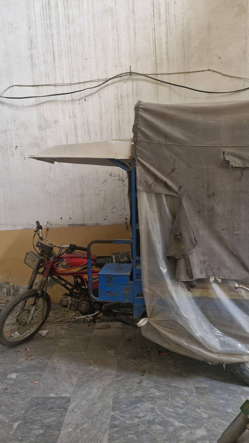 United 110 loader Rickshaw 2