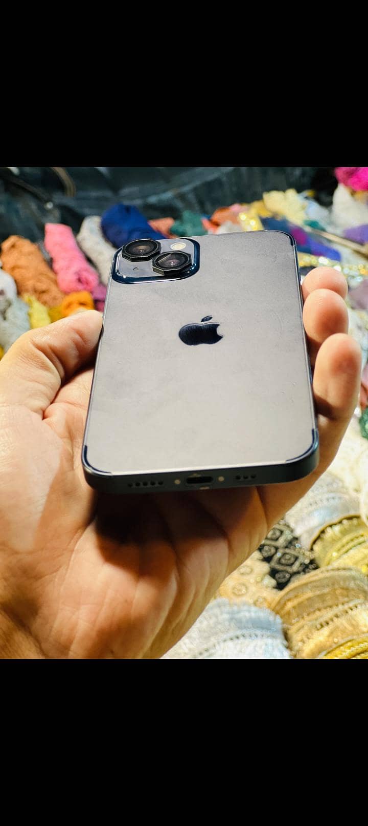iPhone 13 Blue 9