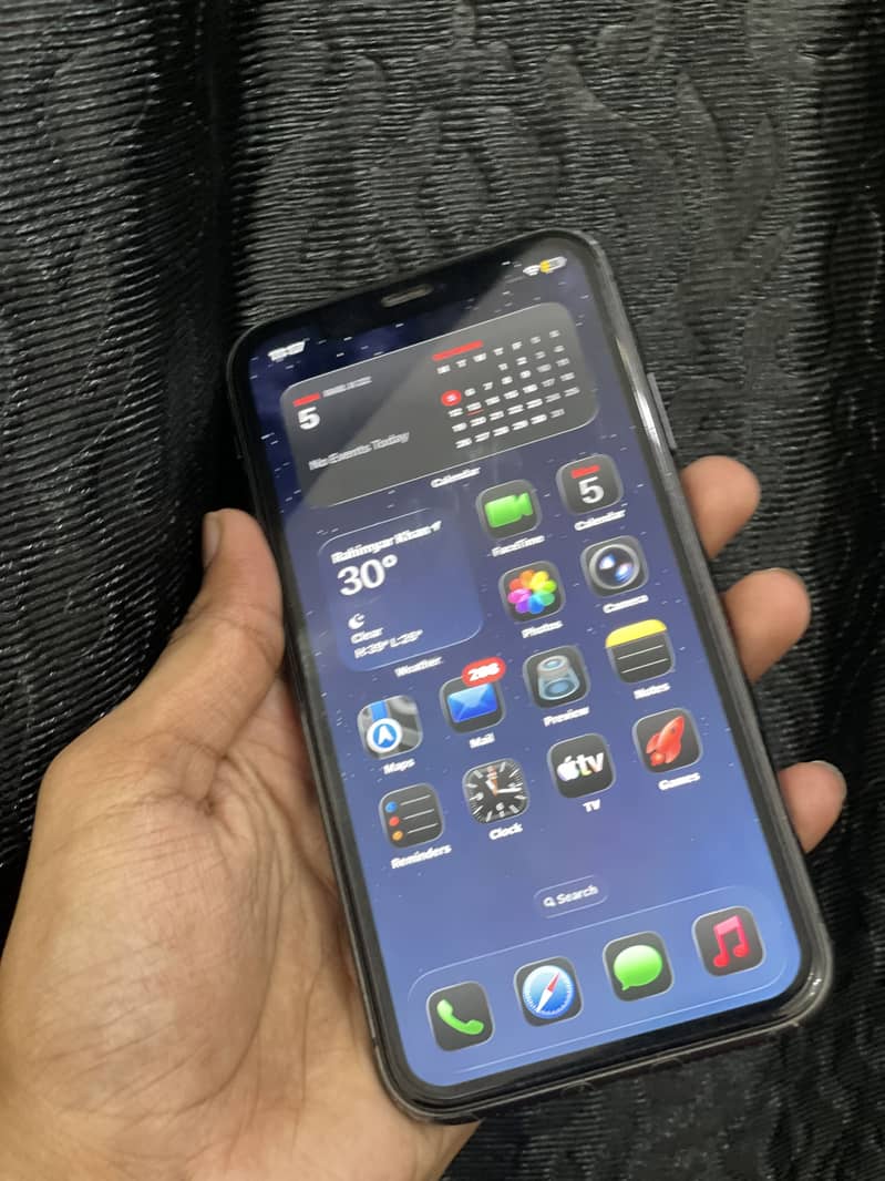 Apple iPhone 11 1