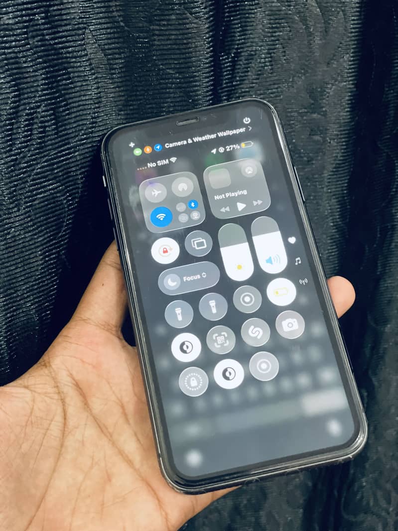 Apple iPhone 11 7