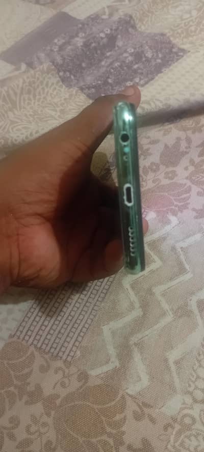 Vivo Y17