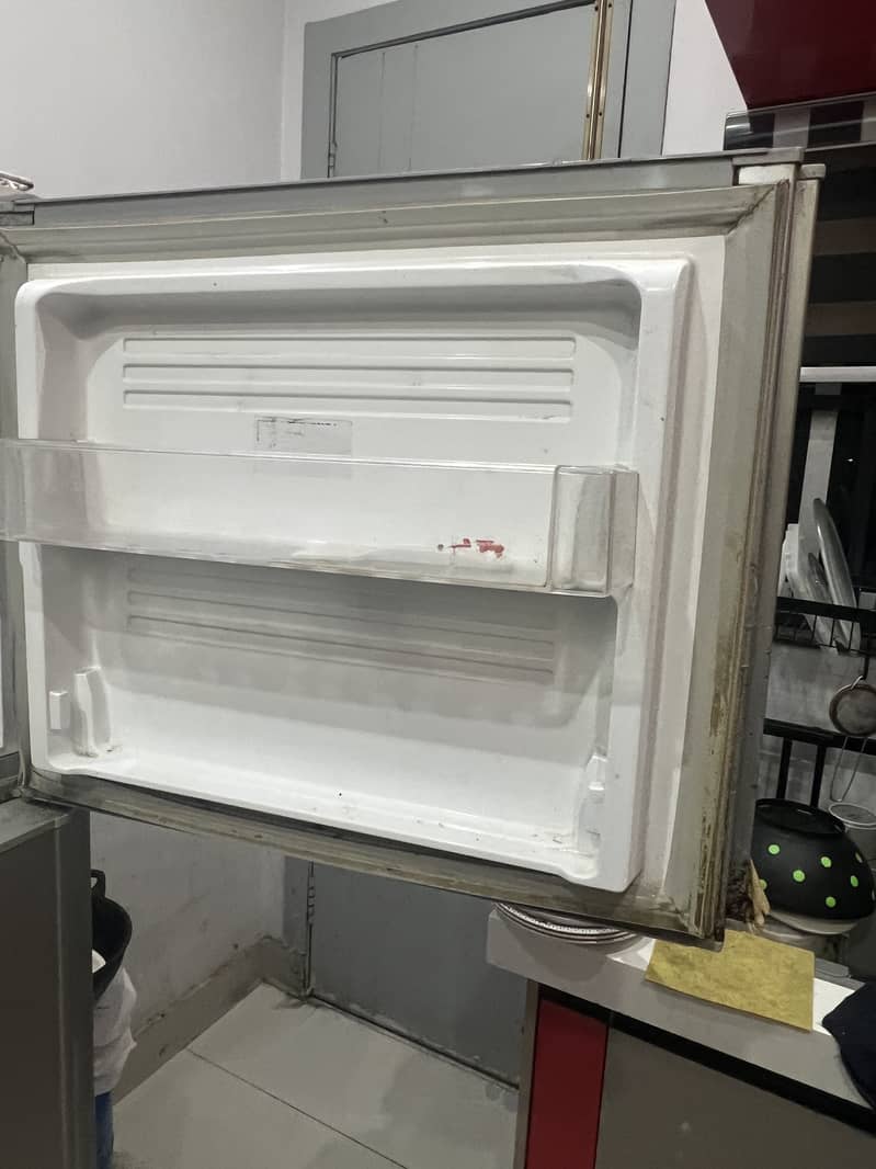 Pel Medium size regrigerator 1