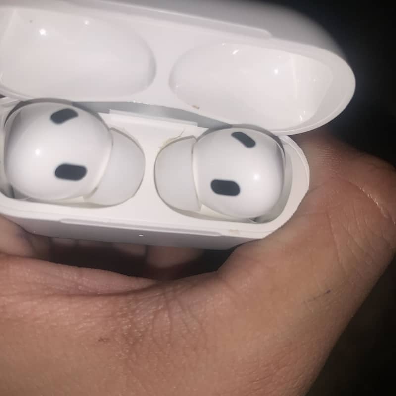 Earphones 6