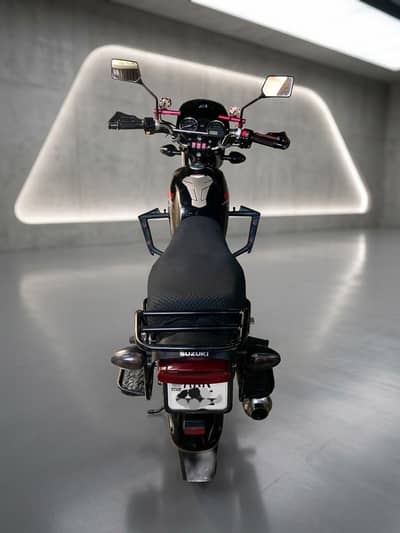 Suzuki Gs 150