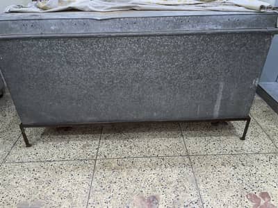 PATI TURNK 6 FEET LENGTH 3 FEET WIDTH